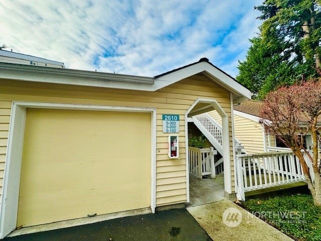 $2,550 | 2610 118th Avenue Southeast, Unit 5302 | West Bellevue