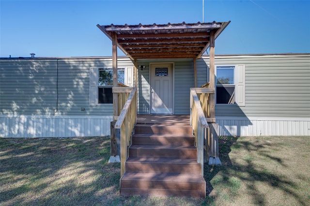 $1,600 | 2912 S Highway