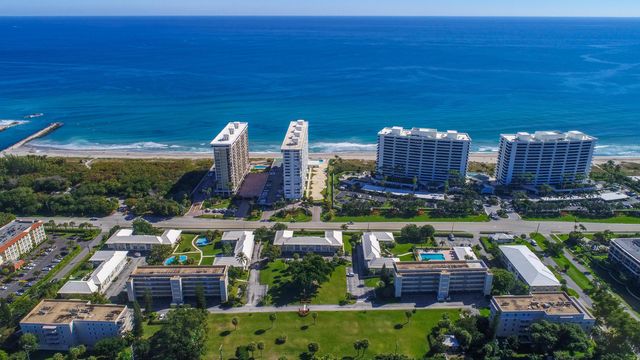 $7,000 | 1299 South Ocean Boulevard, Unit F12 | Deerfield Beach Island