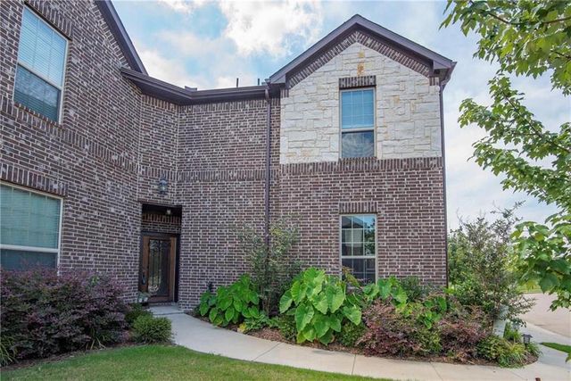 $345,000 | 5076 Italia Lane | Grand Prairie