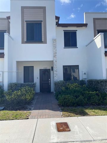 $2,800 | 21403 Northeast 3rd Court, Unit 21403 | Norland