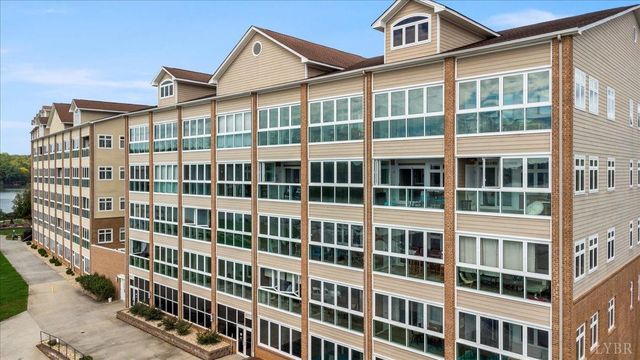 $439,900 | 1273 Graves Harbor Trail, Unit 334 | Mariner's Landing