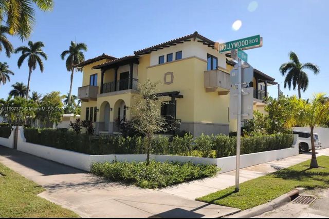 $3,450,000 | 956 Hollywood Boulevard | Hollywood Lakes