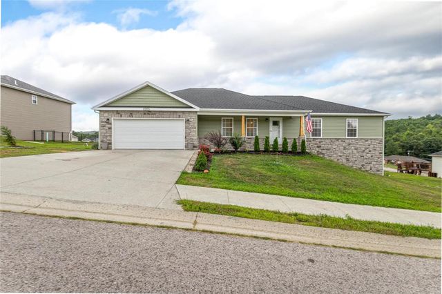 $310,000 | 175 Ridgeview Drive | St. Robert