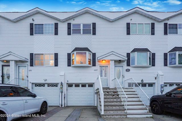 $694,999 | 497 Medina Street | Oakwood Beach