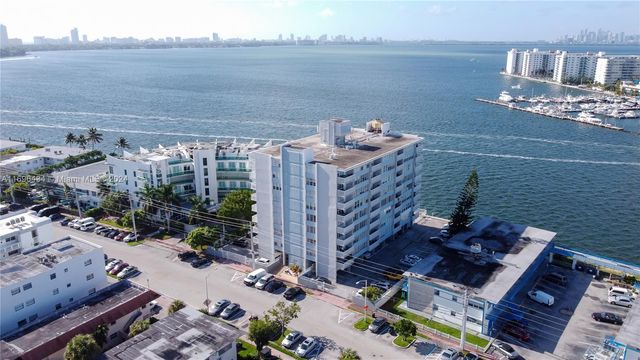 $2,250 | 2016 Bay Drive, Unit 201 | Normandy Isle