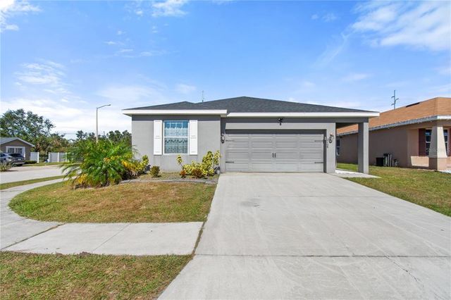 $290,000 | 2108 Bretton Ridge Boulevard | Cypress Gardens