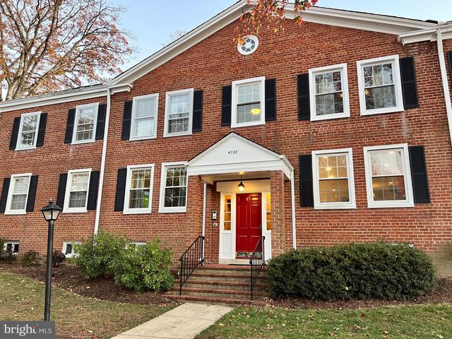 $550,000 | 4728 29th Street South, Unit B1 | Fairlington Villages