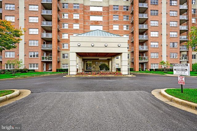 $539,000 | 12236 Roundwood Road, Unit 209 | Roundwood Ridge Condominiums