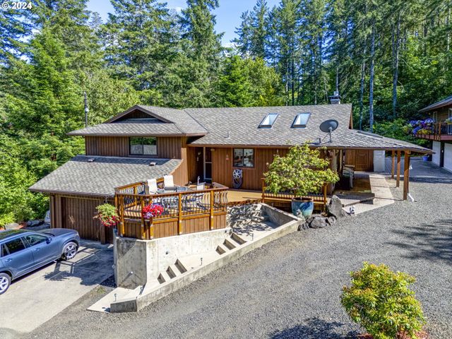 $899,000 | 24200 Queen Anne Drive