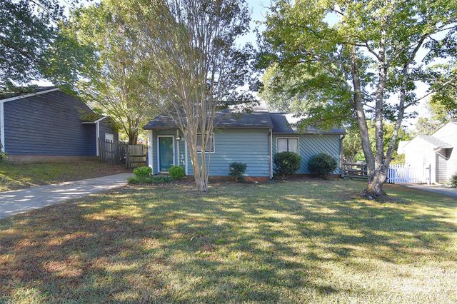 $260,000 | 3723 Ashley Hall Drive | Marshbrooke