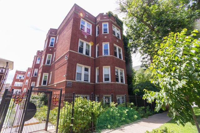 $159,700 | 1643 West Lunt Avenue, Unit GN | East Rogers Park