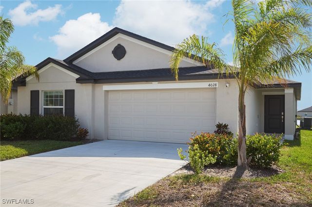 $335,000 | 4028 Villa Doria Court | North Fort Myers