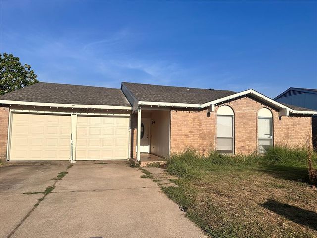 $265,000 | 2307 Clearwood Court | Southeast Central Arlington