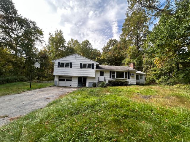 $375,000 | 149 Old Hwy Road | Southbury