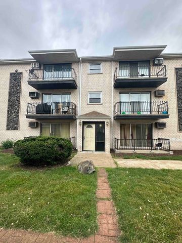 $1,395 | 1685 Harbor Avenue, Unit 3S | Calumet City