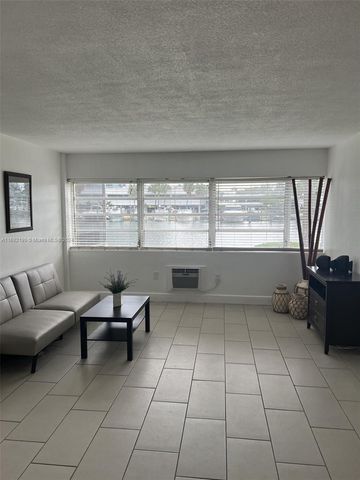 $2,000 | 220 Kings Point Drive, Unit 104 | Sunny Isles Beach