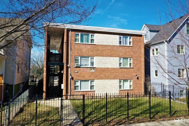 $1,700 | 1928 Jackson Avenue, Unit 2B | Evanston