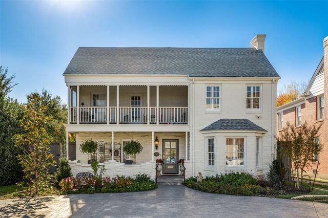 $2,499,000 | 3105 Mockingbird Lane | Park Cities