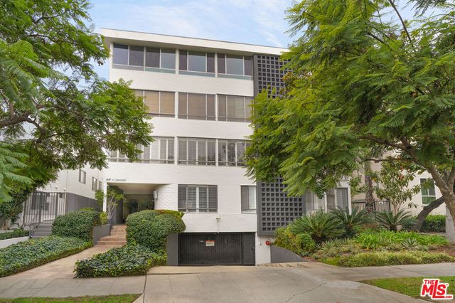 $1,026,000 | 419 North Oakhurst Drive, Unit 101 | Beverly Hills