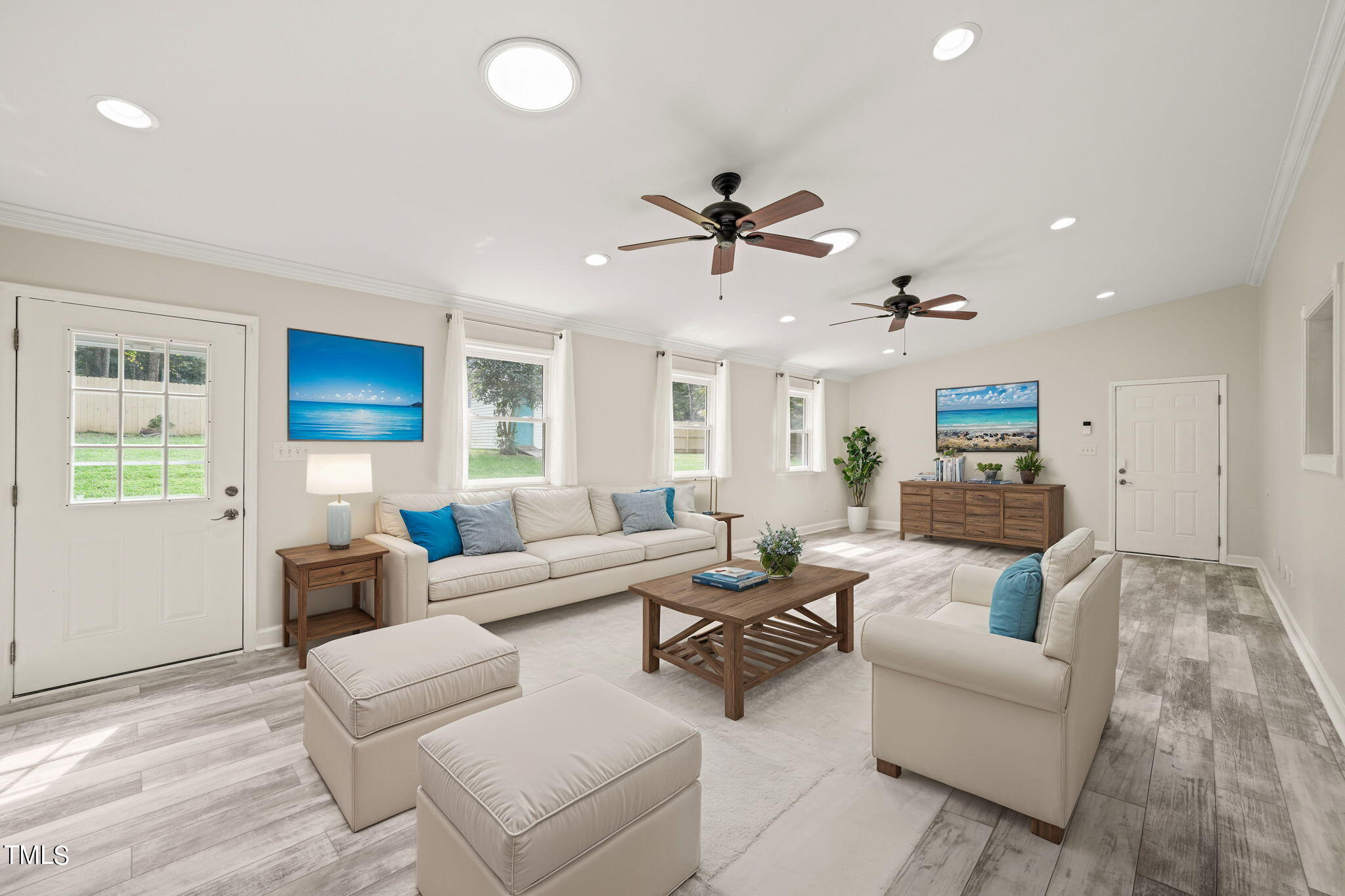 22-web-or-mls-Virtual Staging AI - DSC03