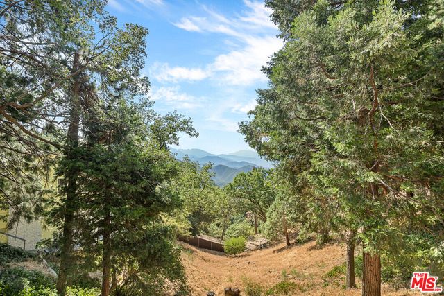 $779,000 | 22771 Crest Forest Drive | Crestline