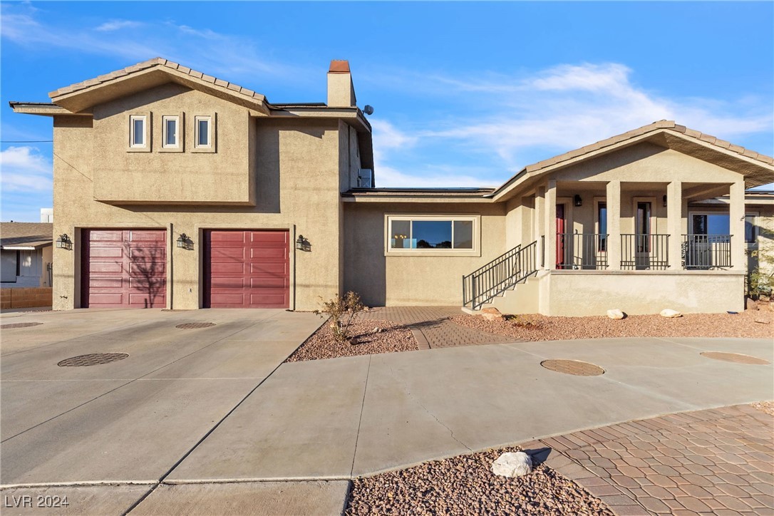 4 car tandem garage with separate guest quarters a