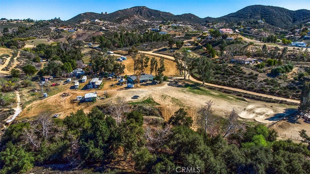 an aerial view of multiple house