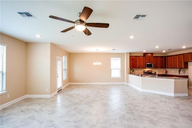 $2,239 | 1825 Bogata Lane | Mason Hills