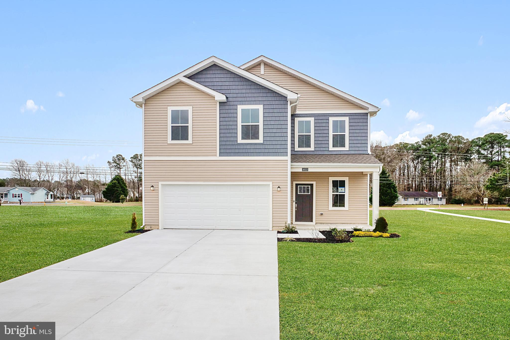 a front view of house with yard