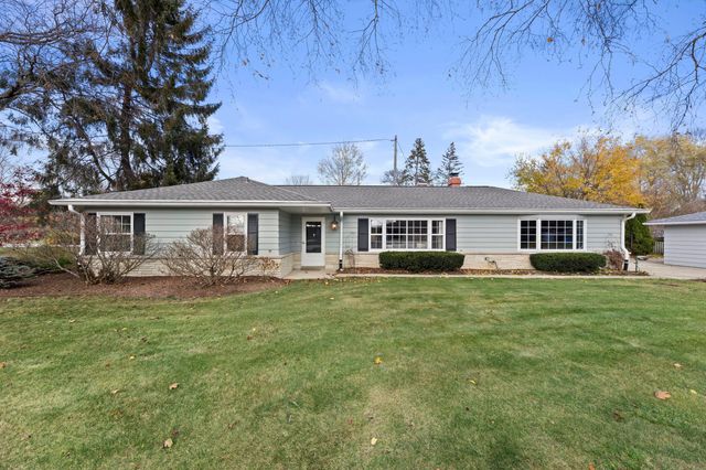 $339,900 | 2218 West Fairlane Avenue | River Edge