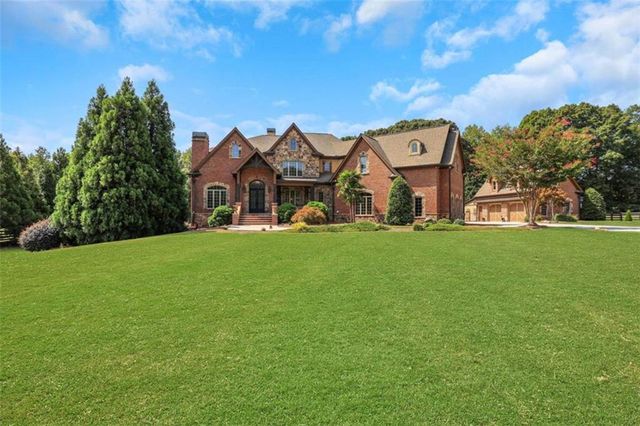 $2,299,000 | 2145 Jones Phillips Road