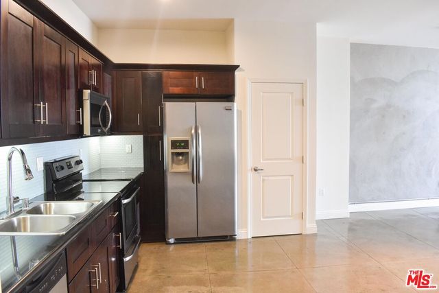 $2,100 | 117 Winston Street, Unit 503 | Downtown Los Angeles