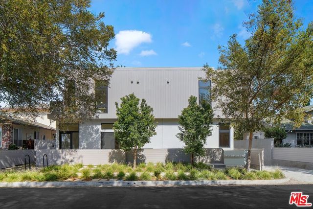 $1,925,000 | 3808 College Avenue, Unit 1 | Clarkdale