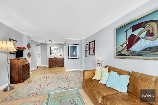 $4,100 | 415 East 85th Street, Unit 6B | Upper East Side