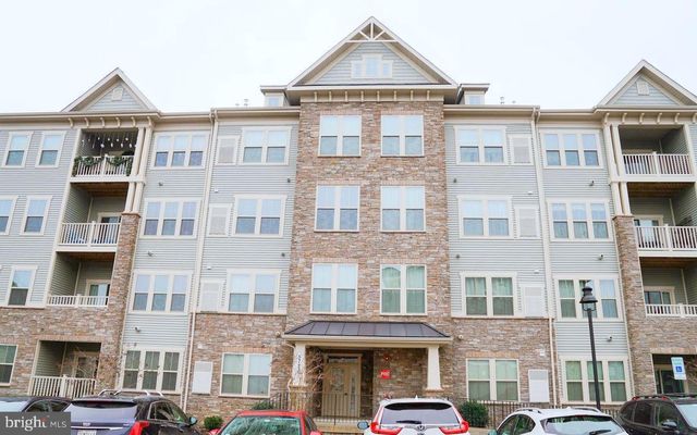 $2,480 | 5723 Meadowood Street, Unit 202 | Linganore