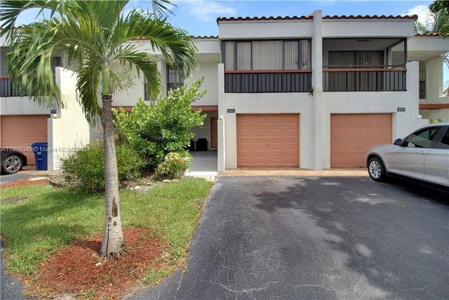 $400,000 | 6545 Racquet Club Drive, Unit 115 | Inverrary