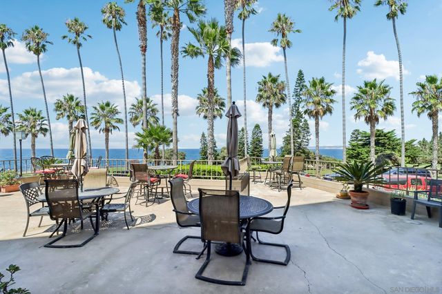 $1,337,700 | 1040 Coast Boulevard South, Unit 102 | Village of La Jolla