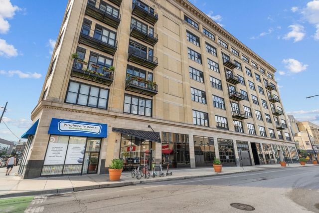 $4,700 | 1601 West School Street, Unit 303 | Lake View