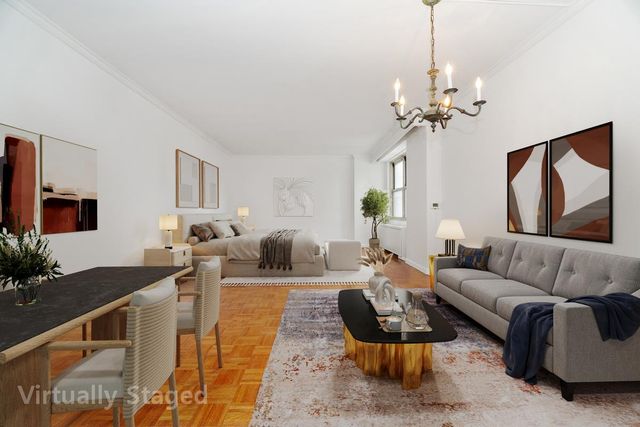 $475,000 | 305 East 24th Street, Unit 16L | Kips Bay