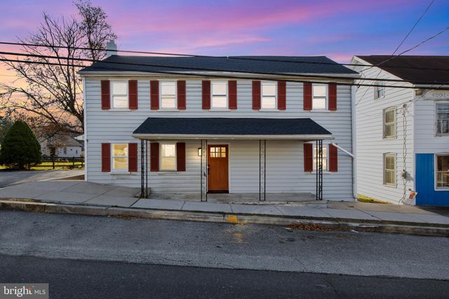 $299,500 | 19 Baltimore Street | Jefferson - York County