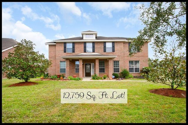 $385,000 | 5511 Canyon Bluff Lane | Lakes of Savannah