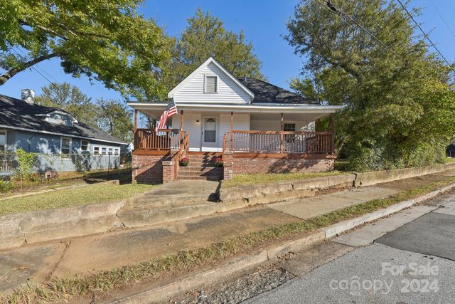 $199,000 | 528 Hagins Street | Arcade Mill Village Historic District