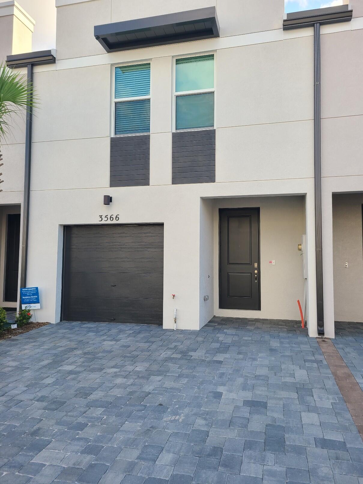 a view of an entrance of house