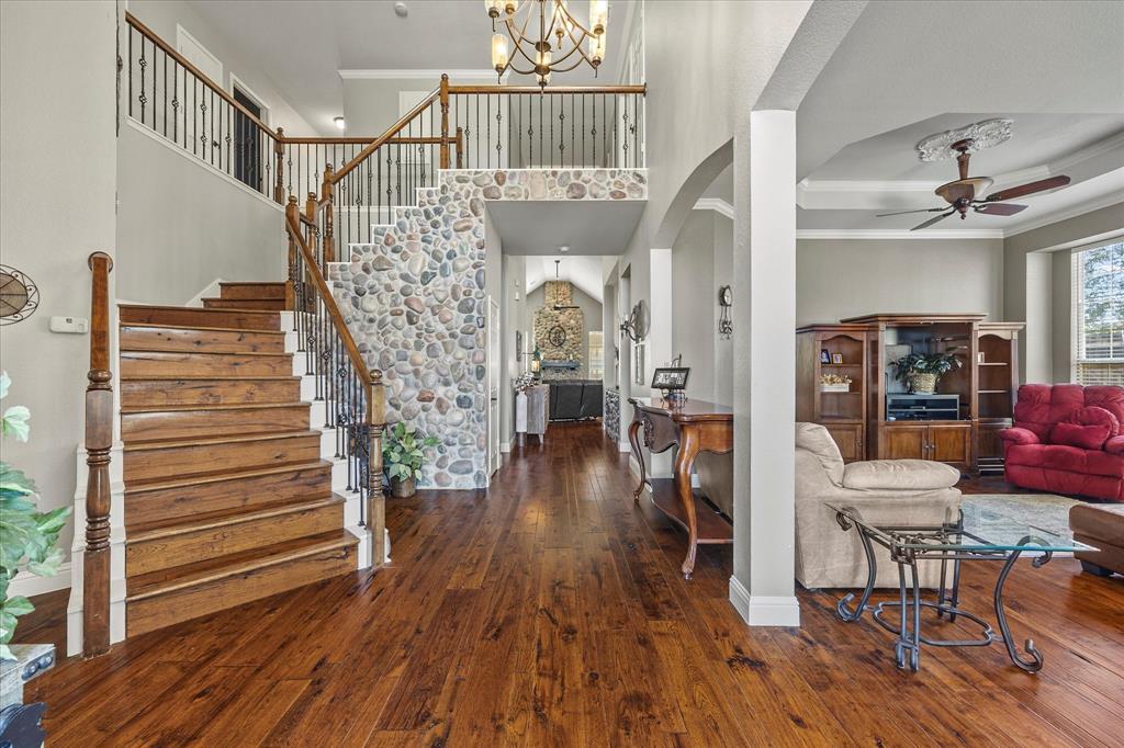 a view of entryway with wooden floor