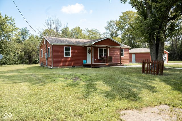 $215,000 | 2072 East 725 South | Adams Township - Madison County