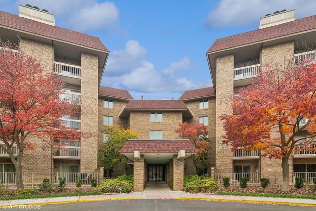 $339,900 | 1280 Rudolph Drive, Unit 3M | Northbrook