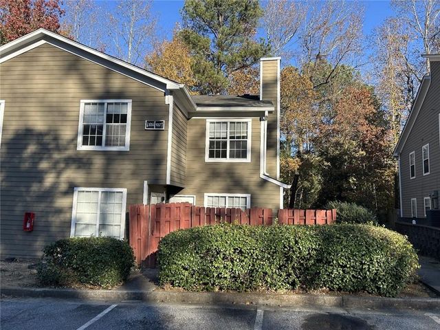 $1,495 | 1055 Rock Creek Lane | Dover Place Condominiums