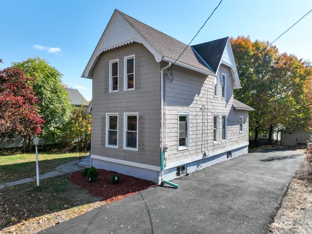 $299,900 | 25 Ingraham Place | Bristol