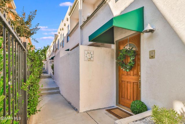 $629,000 | 5320 Colodny Drive, Unit 8 | Agoura Hills Area